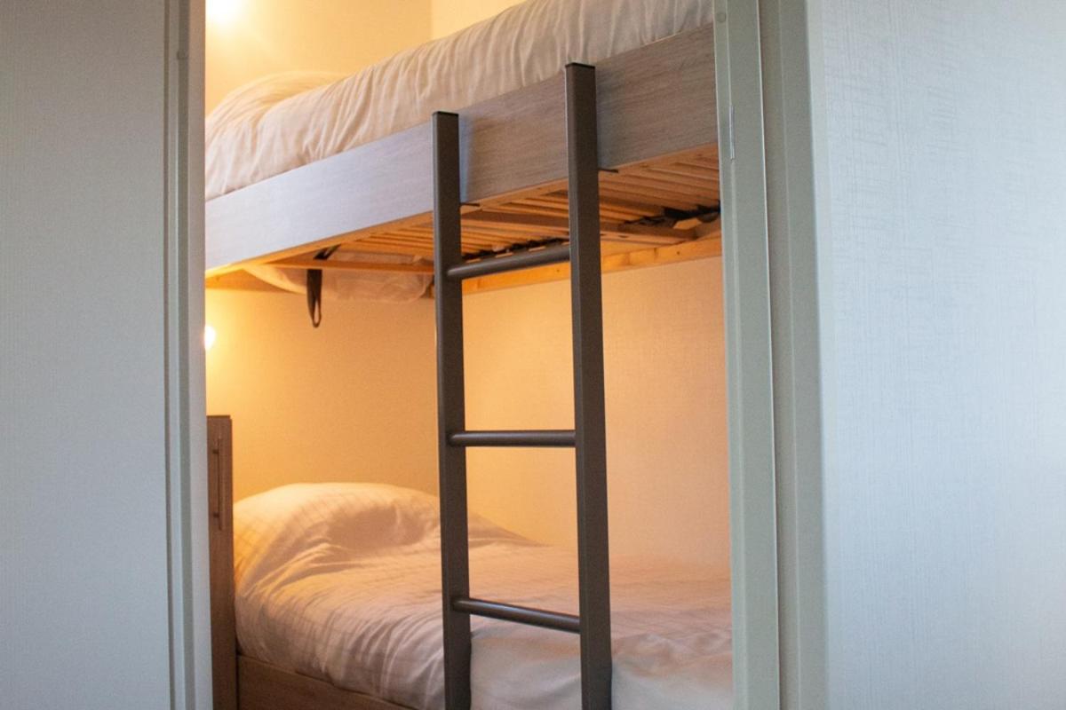 Vakantiepark Klein Vaarwater Buren  Exteriör bild