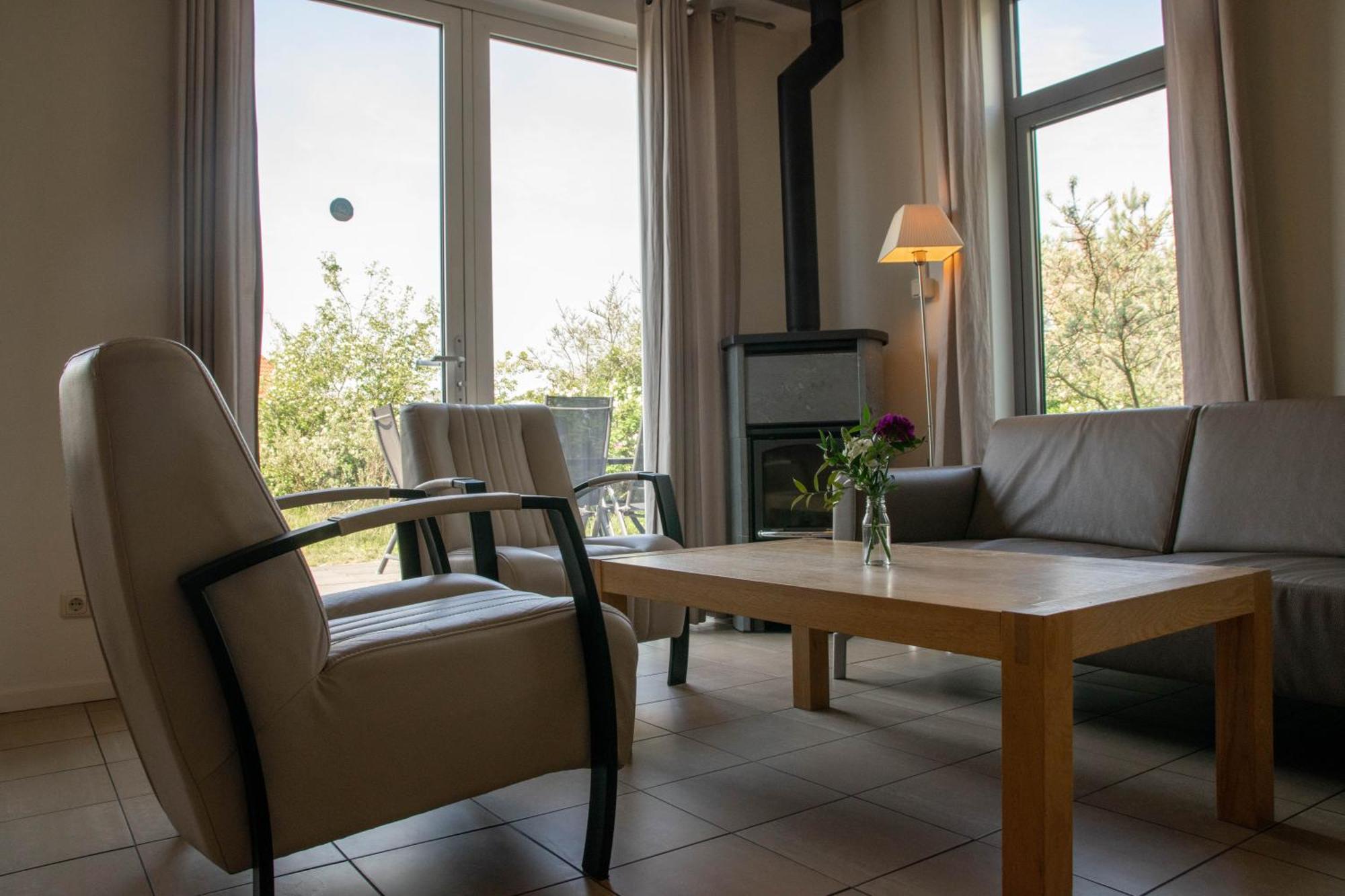 Vakantiepark Klein Vaarwater Buren  Rum bild