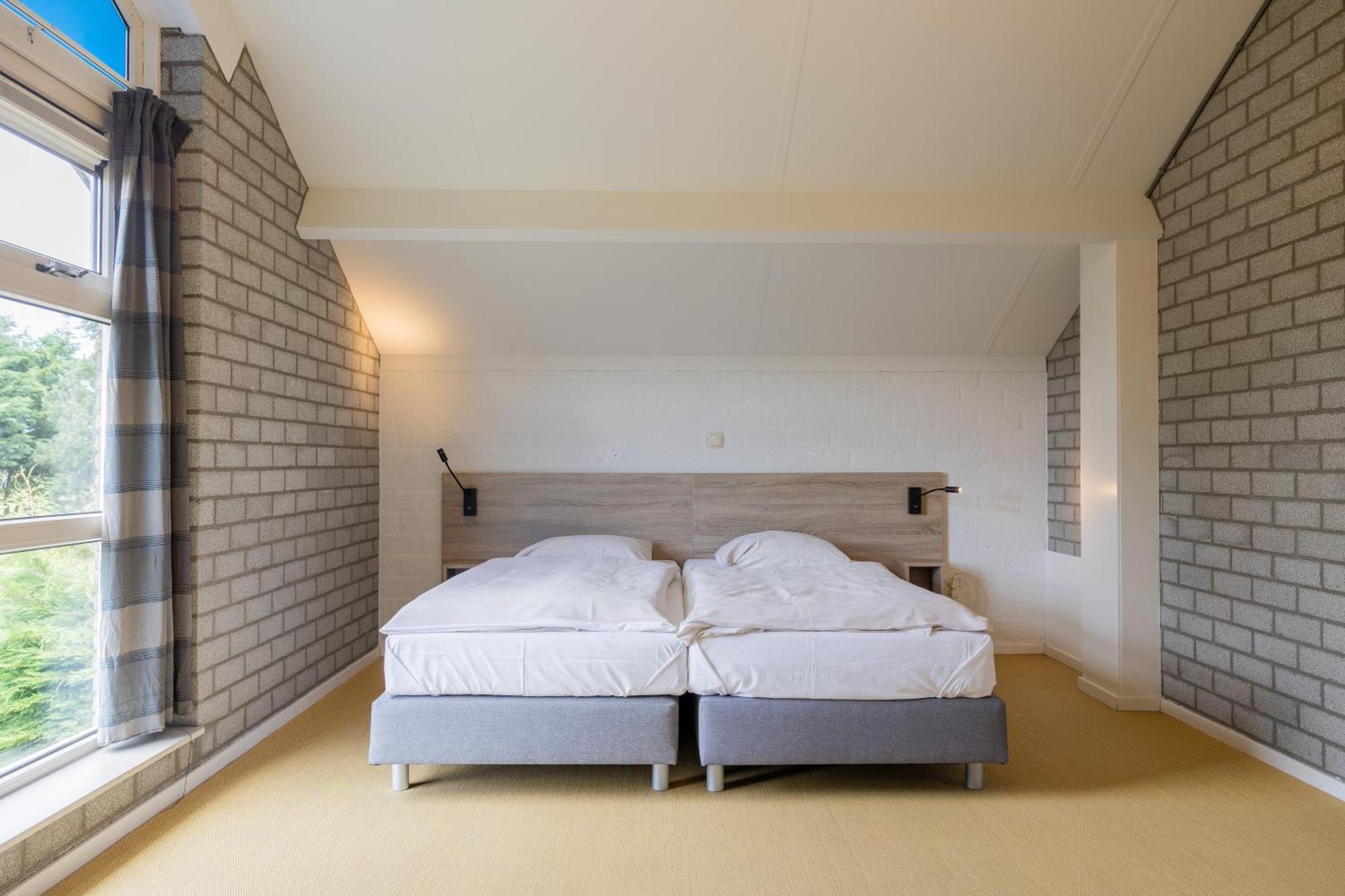 Vakantiepark Klein Vaarwater Buren  Rum bild